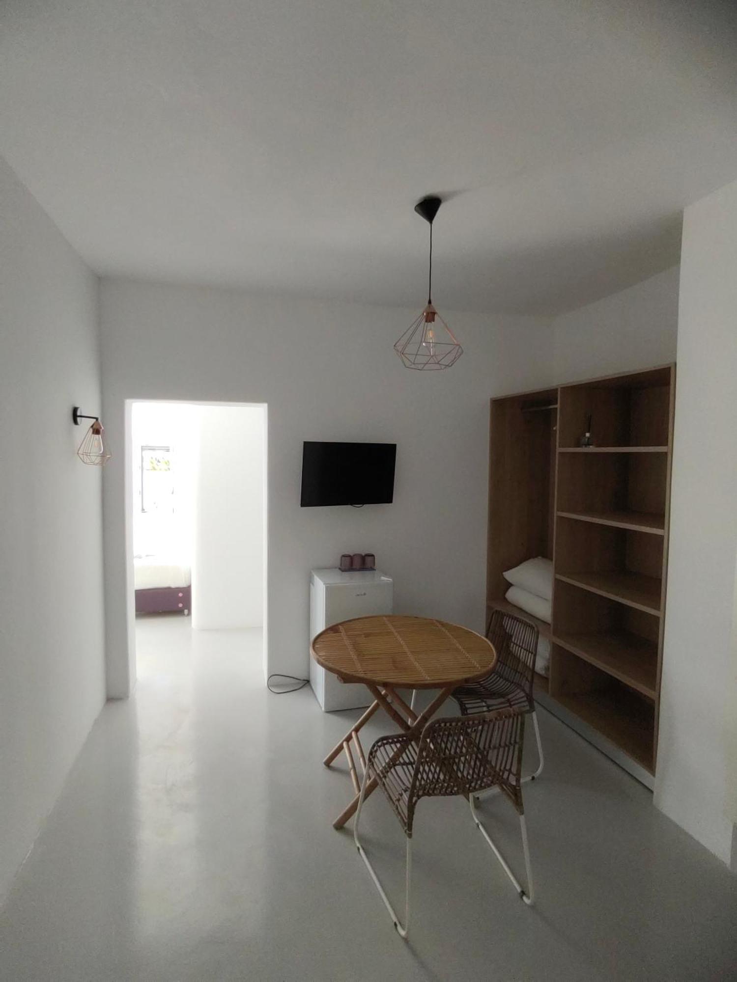Hotel Ftelia Breeze à Klouvas Extérieur photo